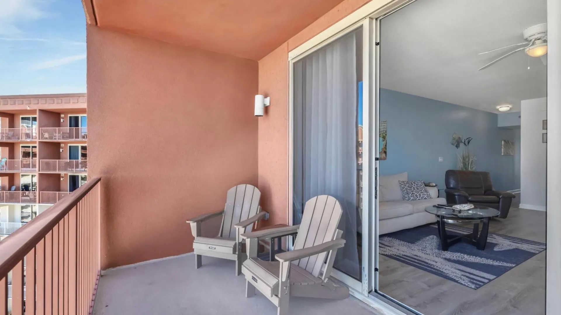 Stylish 1Bd Beachfront Condo With Amenities Galore! By Dolce Vita Getaways! Panama City Beach