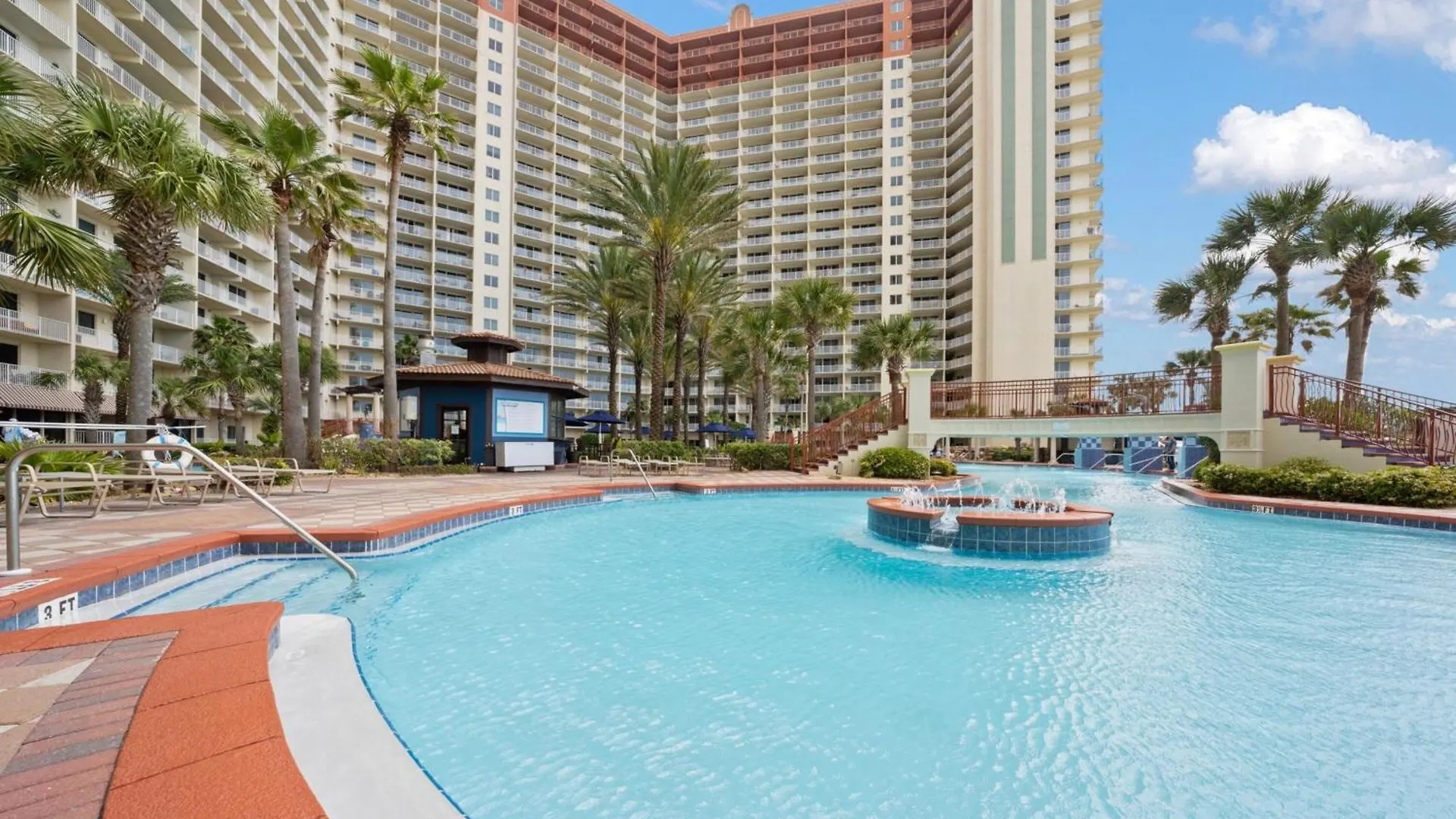 Stylish 1Bd Beachfront Condo With Amenities Galore! By Dolce Vita Getaways! Panama City Beach