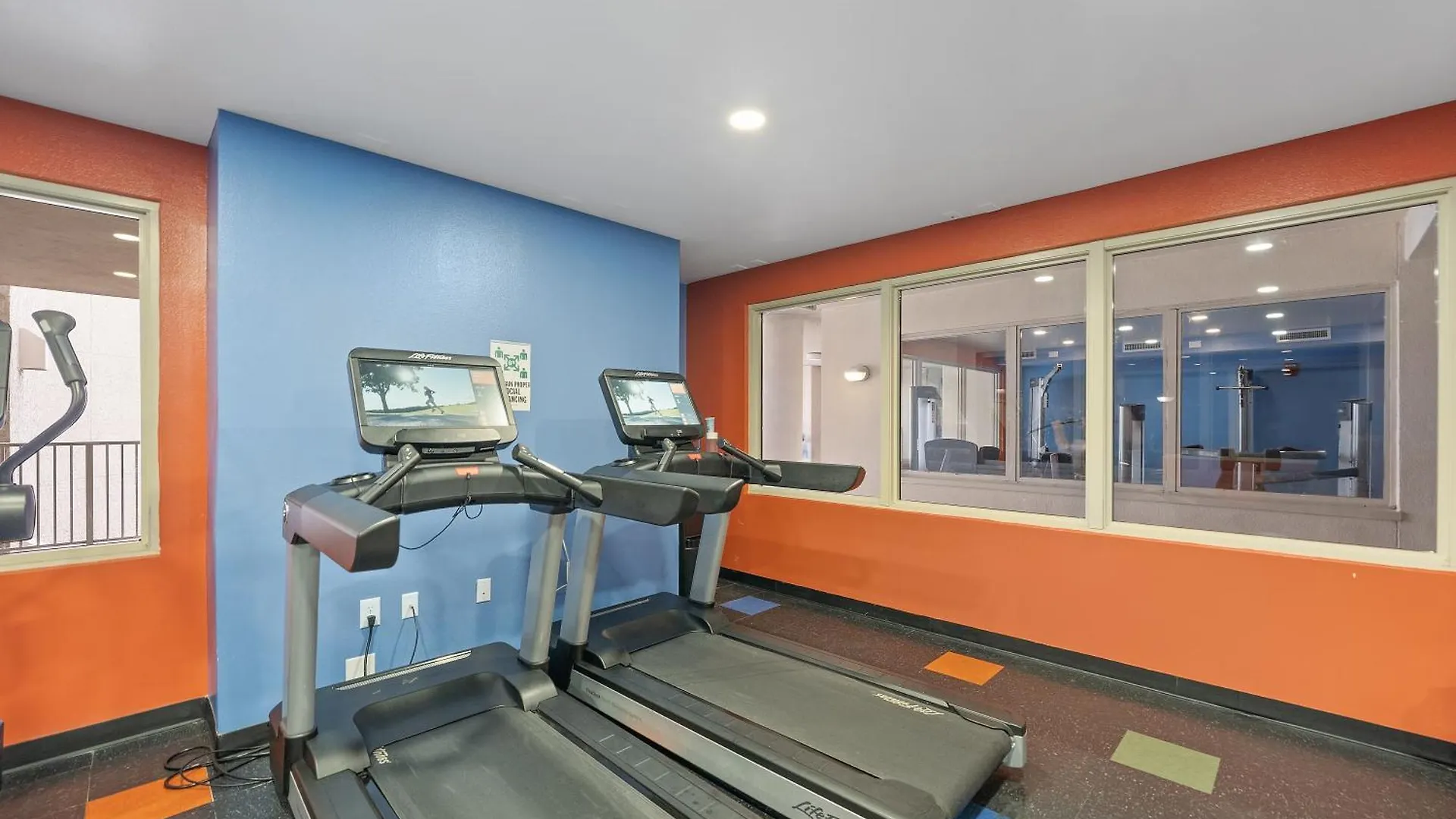 Stylish 1Bd Beachfront Condo With Amenities Galore! By Dolce Vita Getaways! Panama City Beach