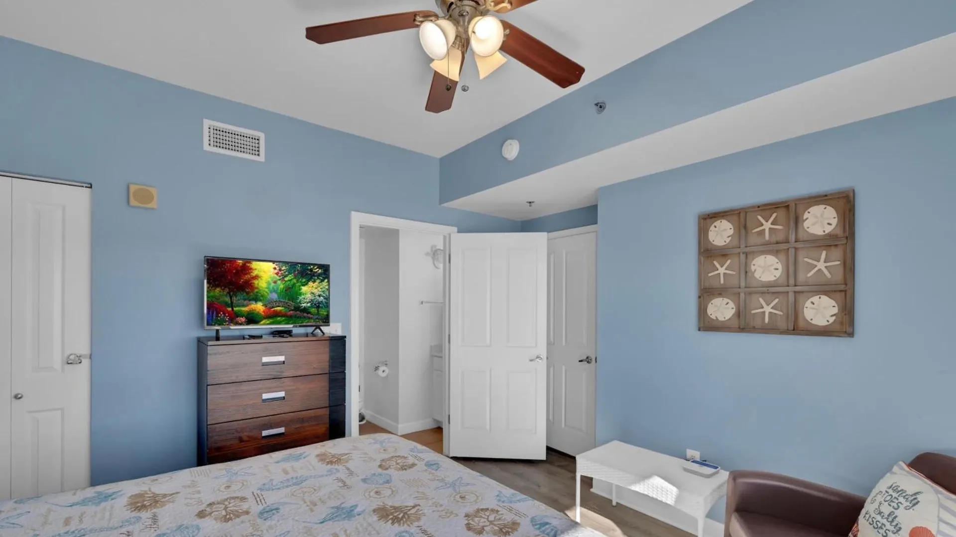 Stylish 1Bd Beachfront Condo With Amenities Galore! By Dolce Vita Getaways! Panama City Beach